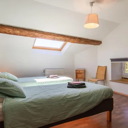 Maison De Charme à La Campagne Avec Terrasse Et Grand Espace Extérieur - Fr-1-585-76 Bazeilles-sur-Othain