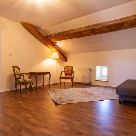 Maison De Charme A La Campagne Avec Terrasse Et Grand Espace Exterieur - Fr-1-585-76 Holiday home *