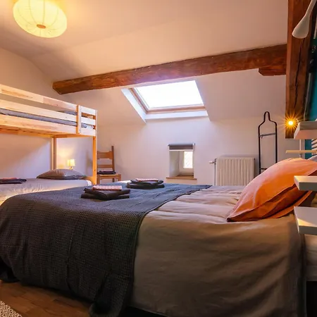 Maison De Charme A La Campagne Avec Terrasse Et Grand Espace Exterieur - Fr-1-585-76 * Bazeilles-sur-Othain