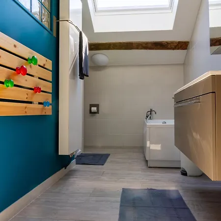 Maison De Charme à La Campagne Avec Terrasse Et Grand Espace Extérieur - Fr-1-585-76 * Bazeilles-sur-Othain