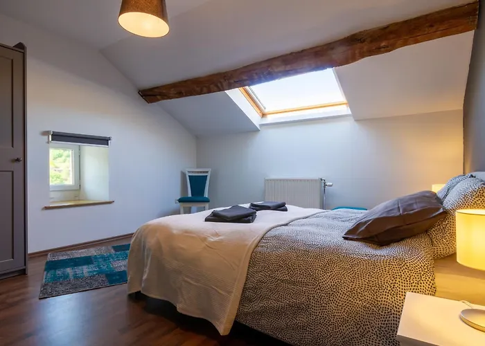 Maison De Charme A La Campagne Avec Terrasse Et Grand Espace Exterieur - Fr-1-585-76 * Bazeilles-sur-Othain