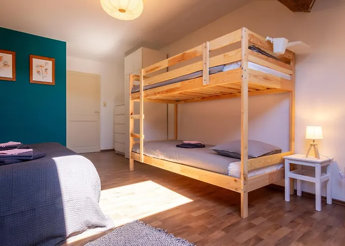 Maison De Charme A La Campagne Avec Terrasse Et Grand Espace Exterieur - Fr-1-585-76 Bazeilles-sur-Othain