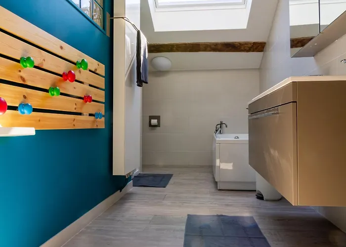 Maison De Charme A La Campagne Avec Terrasse Et Grand Espace Exterieur - Fr-1-585-76 * Bazeilles-sur-Othain