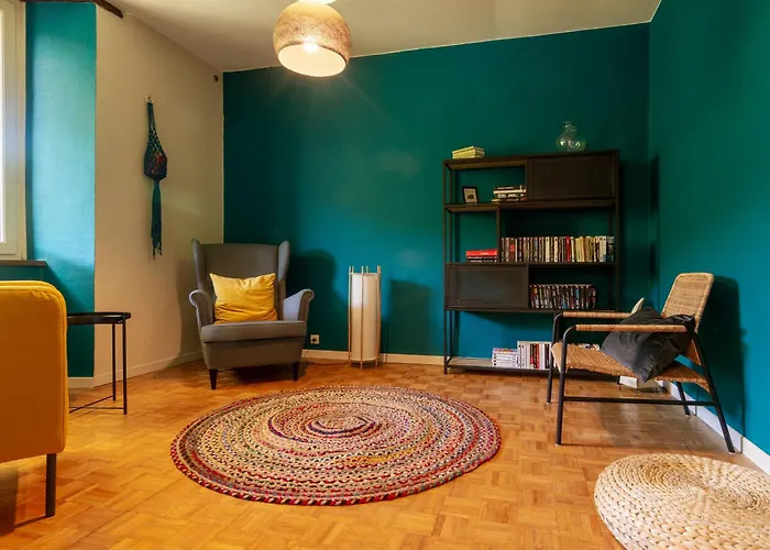 Maison De Charme A La Campagne Avec Terrasse Et Grand Espace Exterieur - Fr-1-585-76 * Bazeilles-sur-Othain