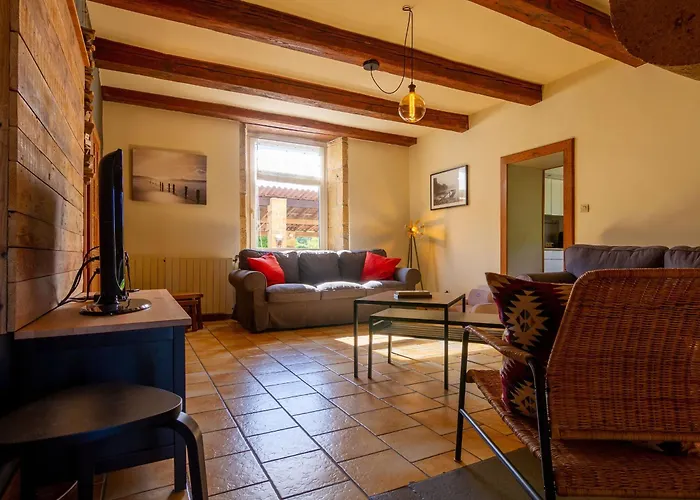 Maison De Charme A La Campagne Avec Terrasse Et Grand Espace Exterieur - Fr-1-585-76 Prázdninový dům